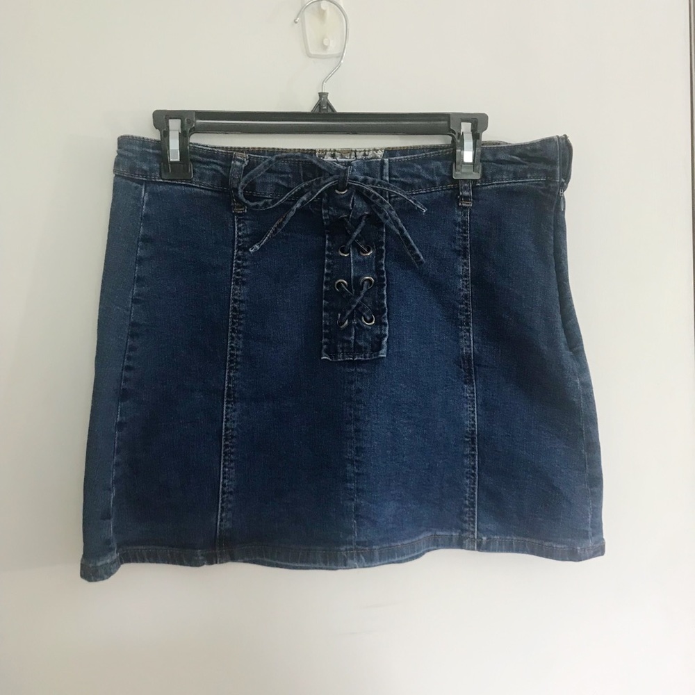 💋Hot Kiss Denim Skirt💋